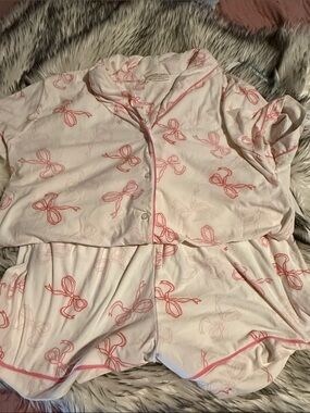 Bobbie Brooks Light Pink Bow-Print Short Pajama Set
